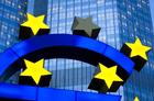 Euro-Symbolbild vor EZB Frankfurt